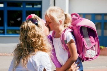 Сколько должен весить рюкзак школьника?