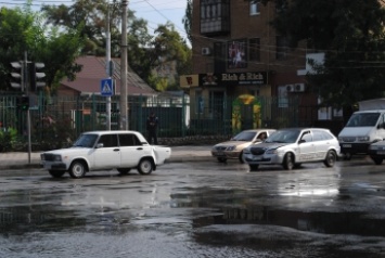 В ДТП на центральном проспекте попали "Мазда" и "семерка" (фото)