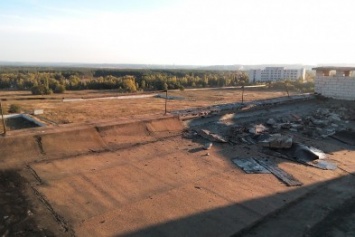 Самарский заявил, что фирма Буткова забросила ремонт крыши многоэтажки