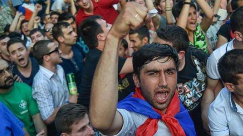 Протесты в Армении: к акции присоединился север страны (Видео)