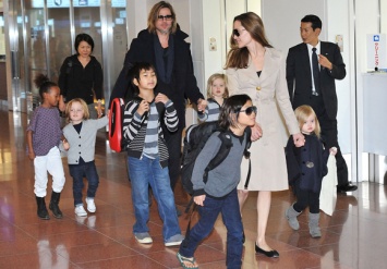 Анджелина Джоли и Бред Питт действительно разводятся