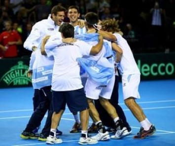Кубок Дэвиса: аргентинцы побеждают британцев