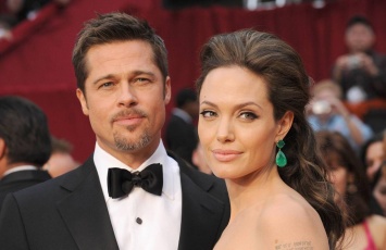 Анджелина Джоли и Брэд Питт больше не вместе: громкий голливудский развод