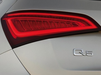 Audi показала тизер нового Q5