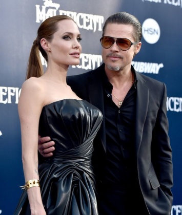 Бред Питт считает, что Джоли "открыла ворота в ад", заявив о разводе