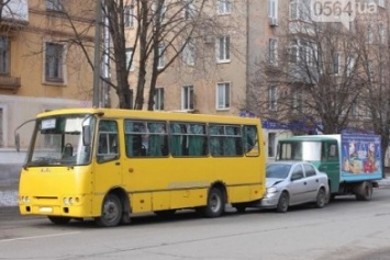 Криворожский исполком внес изменения в маршрутную сеть пассажирского транспорта (СПИСОК)