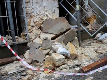 На Молдаванке в Одессе обрушилась стена жилого дома