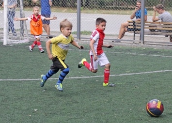 В Суворовском районе Одессы появилась футбольная школа для детей от двух лет