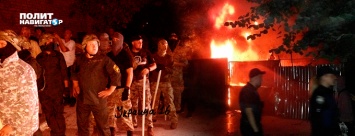 В Киеве начались потасовки между боевиками добробатов