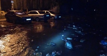 В Николаеве из-за аварии на водопроводе десятки многоэтажек остались без воды