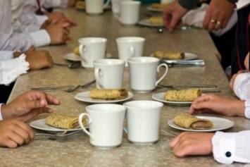 Качеством питания в Покровских (Красноармейских) школах занялась местная прокуратура