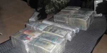 В Москве задержали подпольных банкиров, обналичивших свыше 500 млн рублей