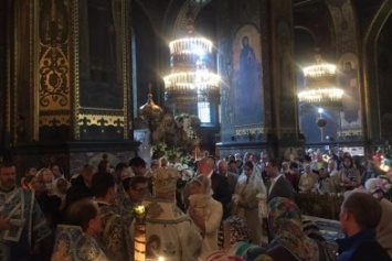 Юлия Тимошенко крестила внучку (ФОТО)