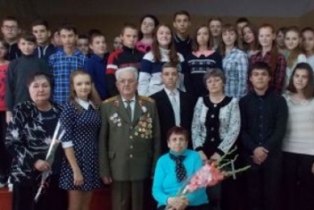 В северодонецкой школе рассказывали о партизанском движении на Луганщине
