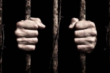 Двум полицейским из Кривого Озера суд продлил строк содержания под стражей еще на два месяца