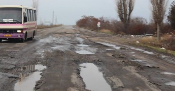 На ремонт дорог в Николаевской области тратят всего лишь 1% средств, - депутаты облсовета