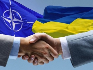 Комиссия Украина-НАТО обсудила углубление сотрудничества Киева с НАТО