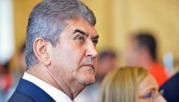 Румынский сенатор сложил полномочия из-за обвинений в убийстве