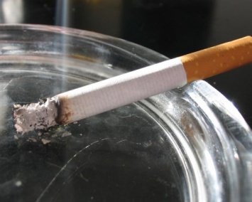 Ученые: Канцерогены от сигарет сохраняются в доме курильщика на протяжении 6 месяцев