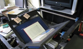 Создан прибор, способный сканировать закрытые книги