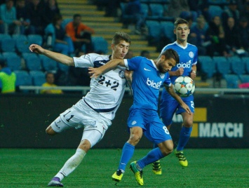 «Черноморец» сыграл вничью с «Днепром» и вышел на четвертую строчку Премьер-лиги