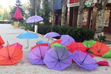 На Херсонщине появились зонтичные вандалы (фото)