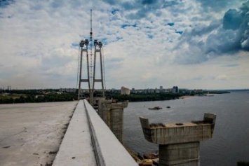 В Запорожье возобновили строительство мостов