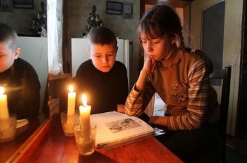 Из-за повреждения кабеля без электроэнергии остались 39 домов на Печерске