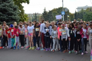 Авдеевские школьники приняли участие в полумарафоне «Наш Краматорск» (ФОТО)
