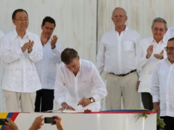 Колумбия и РВСК подписали соглашение о мире через 52 лет войны