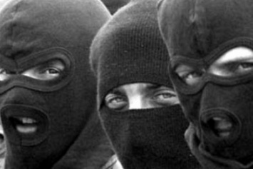 Кременчугские копы задержали на Молодежном банду грабителей