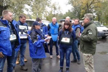 ОБСЕ инспектирует условия работы своих наблюдателей в Авдеевке (ФОТО)