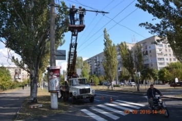В Николаеве установили новые корейские светильники (ФОТО)