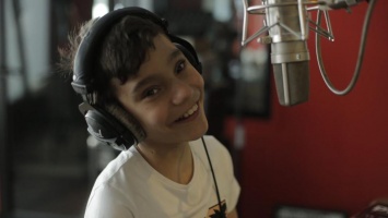 На премию Grammy Latinos номинировали 11-летнего мальчика, страдающего гидроцефалией