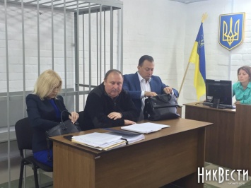 Защита Романчука просит допросить членов всех депутатских комиссий облсовета в качестве свидетелей по делу