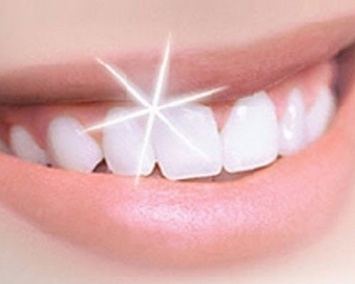 Специалисты изобрели новый метод отбеливания зубов