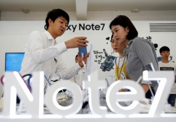 Больше четверти отказавшихся от взрывоопасных Samsung Galaxy Note 7 перешли на iPhone