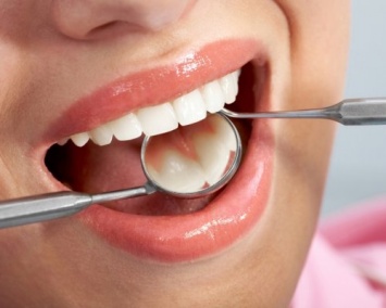 Зубные пломбы могут стать причиной повышения уровня ртути в крови