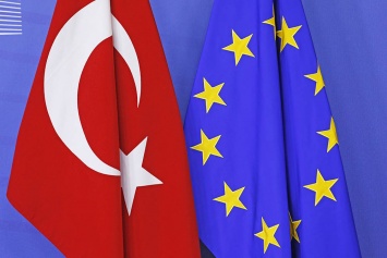 Турция еще не выполнила требования для отмены виз с ЕС, хотя есть значительный прогресс, - Еврокомиссия