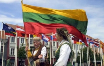 Литву каждый час навсегда покидают пять человек - СМИ