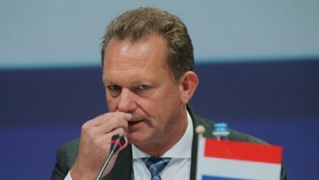 Голландский генпрокурор пояснил причину обнародования не всех данных по МН17