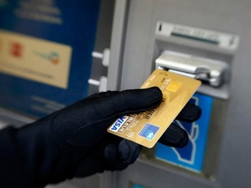 Кражи денег с банковских карт украинцев утроились