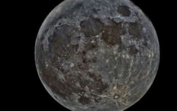 В ночь на пятницу в Западном полушарии взойдет редкая "черная луна"