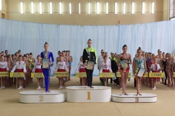 Чемпионат Украины по художественной гимнастике среди школьников вчера завершился в Бердянске