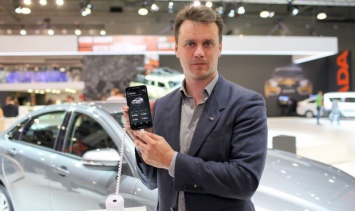 Видео дня: «АвтоВАЗ» представил приложение, которое позволяет управлять автомобилями LADA при помощи смартфона