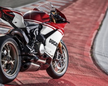 В Париже представят мотоцикл Ducati 1299 Panigale S Anniversario