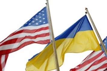 Американцы передали санэпидслужбе Минобороны Украины 3 автомобиля-лаборатории