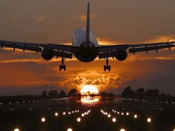 Самолет Пекин-Москва приземлился в Красноярске из-за пьяного пассажира