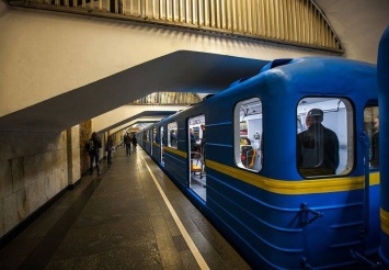 Киевский метрополитен может потерять 100 вагонов из-за долгов перед "Укррослизингом"
