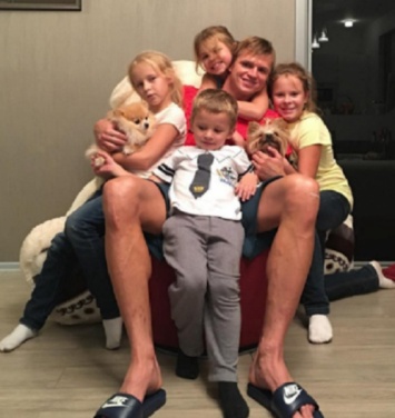 Муж Ольги Бузовой Дмитрий Тарасов любит детей